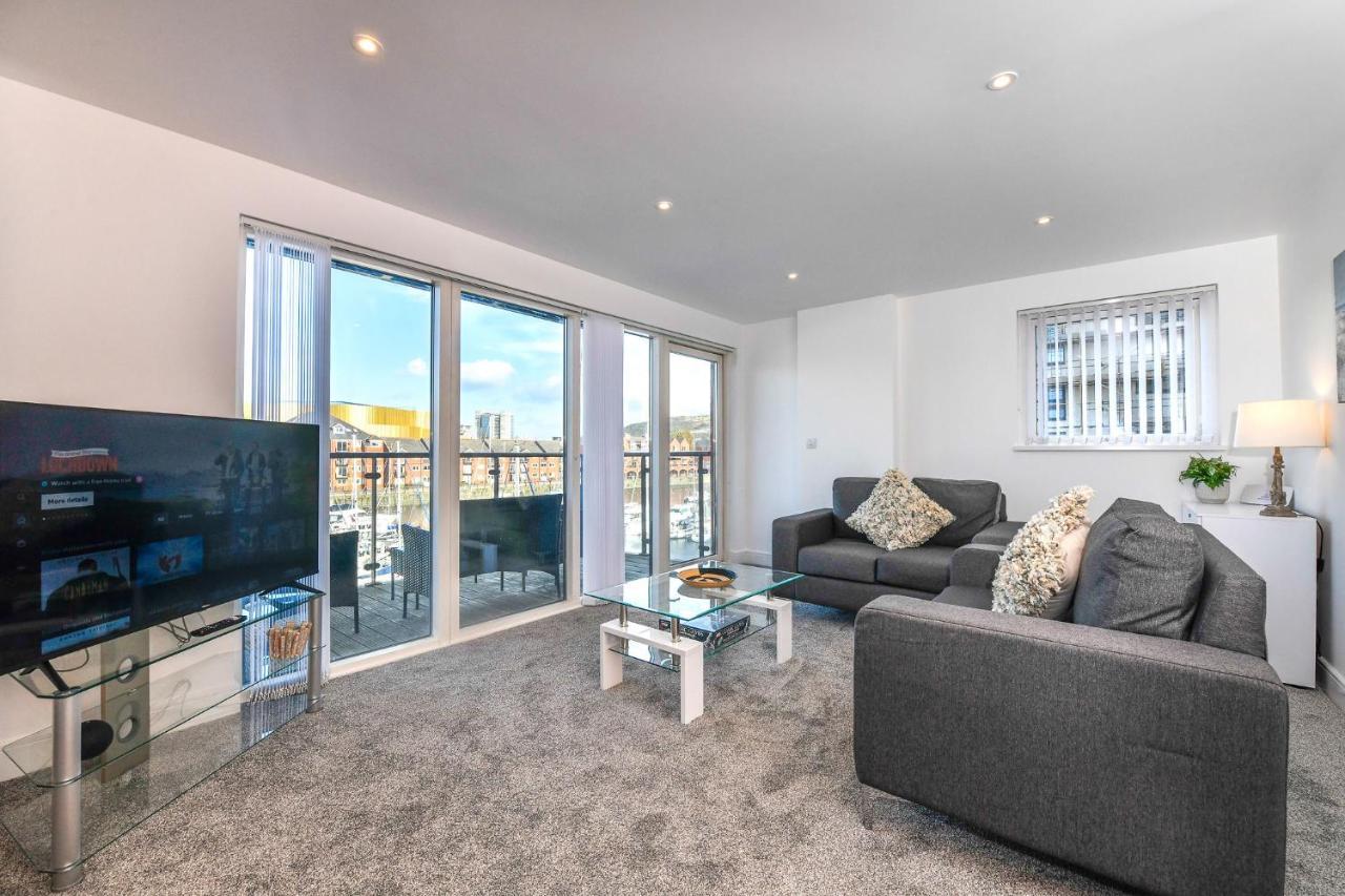 Just Stay Wales - Meridian Wharf, Marina View - 2 Bed Apartment Swansea Buitenkant foto